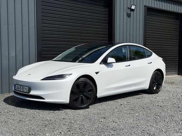 Tesla Model 3 Saloon, Electric, 2024, White
