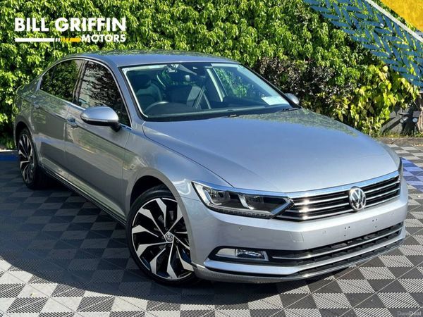 Volkswagen Passat Saloon, Diesel, 2019, Silver