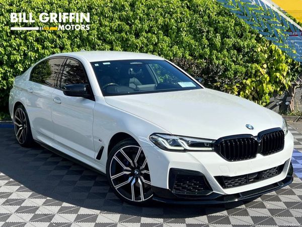 BMW 5-Series Saloon, Petrol Plug-in Hybrid, 2021, White