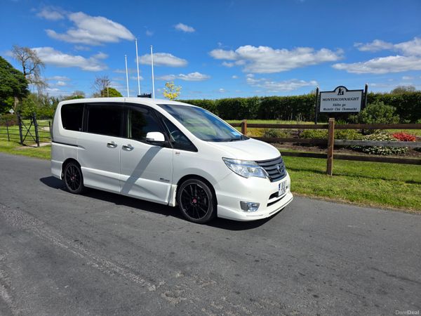 Nissan Serena MPV, Petrol Hybrid, 2016, White