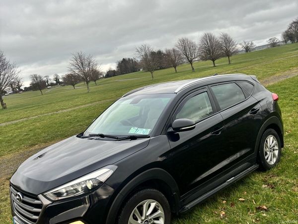 Hyundai Tucson SUV, Diesel, 2016, Black