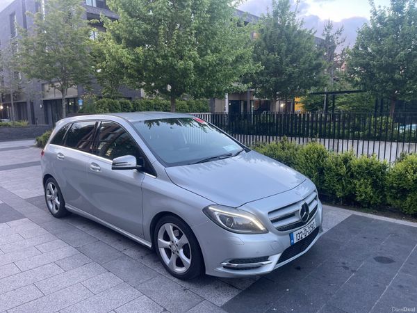 Mercedes-Benz B-Class MPV, Petrol, 2013, Silver
