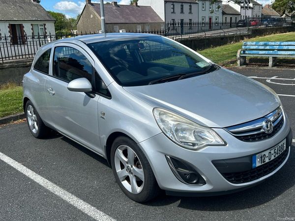 Vauxhall Corsa Hatchback, Petrol, 2012, Silver