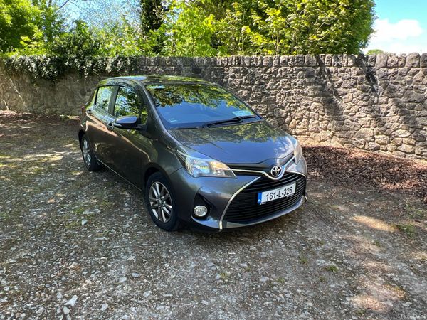 Toyota Yaris Hatchback, Petrol, 2016, Grey