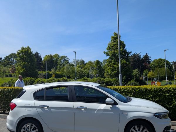 Fiat Tipo MPV, Petrol, 2017, White