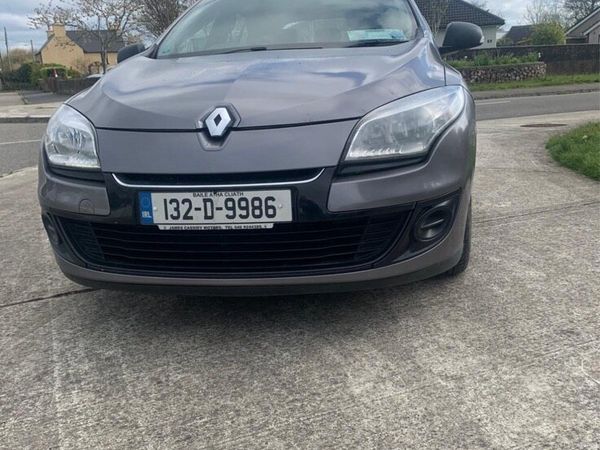 Renault Megane Hatchback, Diesel, 2013, Grey