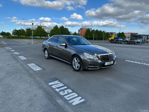 Mercedes-Benz E-Class Saloon, Diesel, 2012, Silver
