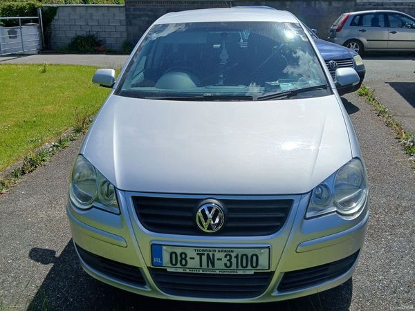 Volkswagen Polo Hatchback, Petrol, 2008, Silver