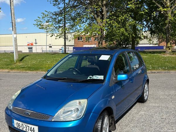 Ford Fiesta Hatchback, Petrol, 2006, Blue