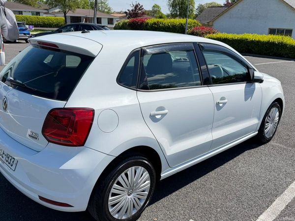 Volkswagen Polo Hatchback, Petrol, 2016, White