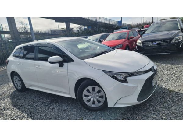 Toyota Corolla Estate, Petrol Hybrid, 2022, White