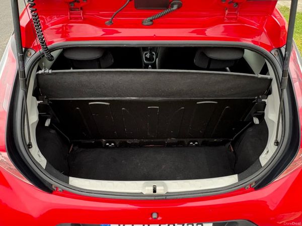 Toyota Aygo Hatchback, Petrol, 2015, Red