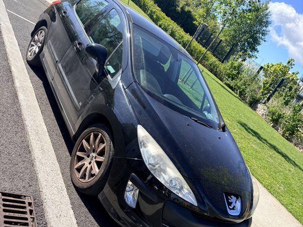 Peugeot 308 Hatchback, Diesel, 2010, Black