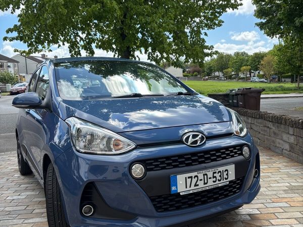 Hyundai i10 Hatchback, Petrol, 2017, Blue