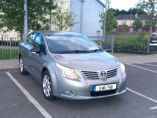 Toyota Avensis Saloon, Diesel, 2011, Grey