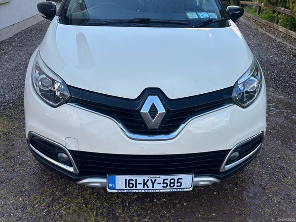 Renault Captur Hatchback, Diesel, 2016, White