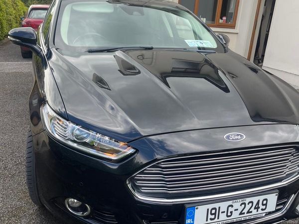 Ford Mondeo Hatchback, Diesel, 2019, Black