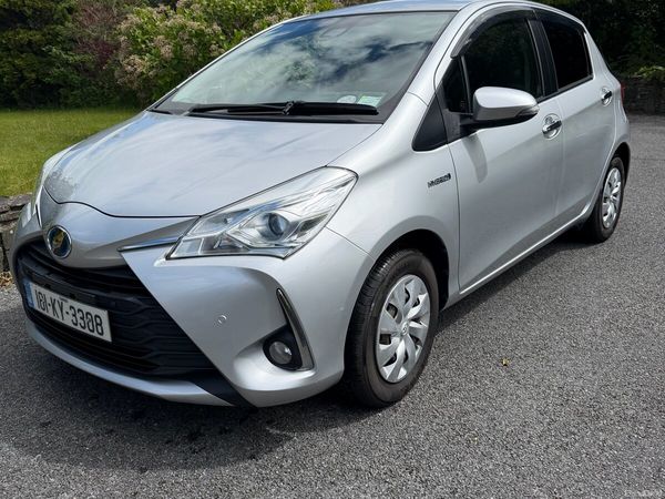 Toyota Vitz Hatchback, Petrol Hybrid, 2018, Silver