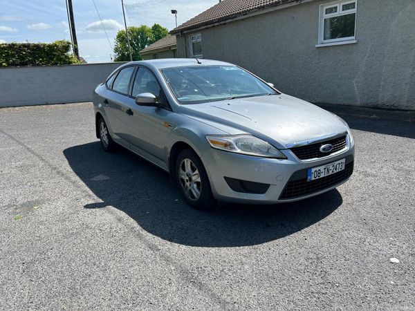 Ford Mondeo Saloon, Petrol, 2008, Silver