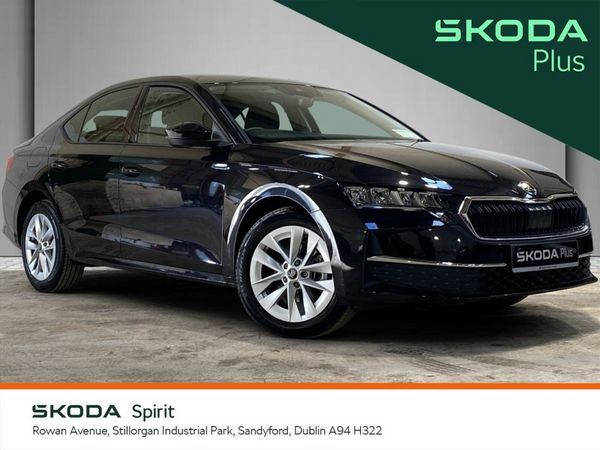 Skoda Octavia Saloon, Petrol, 2025, Black