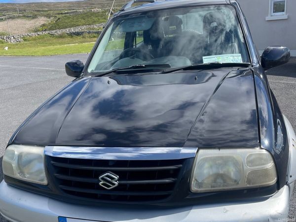 Suzuki Grand Vitara SUV, Petrol, 2005, Black