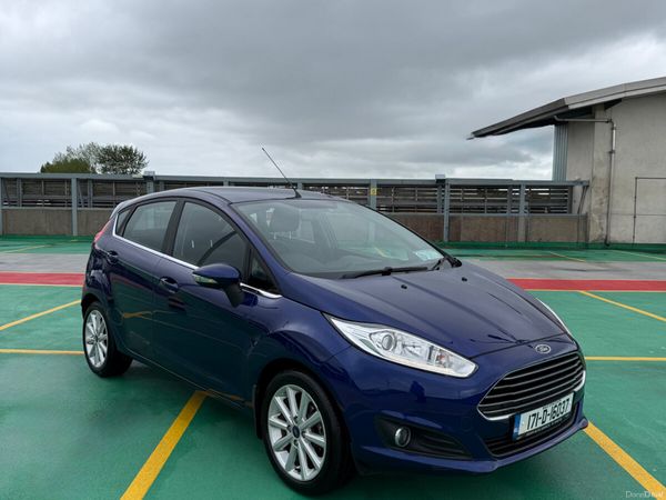 Ford Fiesta Hatchback, Petrol, 2017, Blue