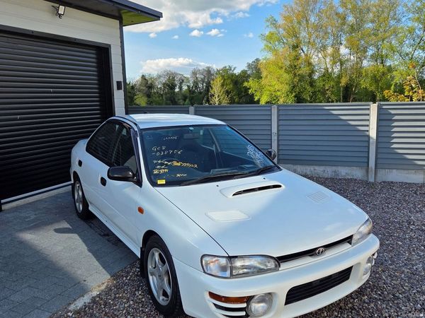 Subaru Impreza Saloon, Petrol, 1995, White