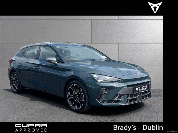 Cupra Leon Hatchback, Diesel, 2025, Blue