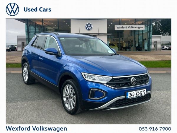 Volkswagen T-Roc SUV, Petrol, 2024, Blue