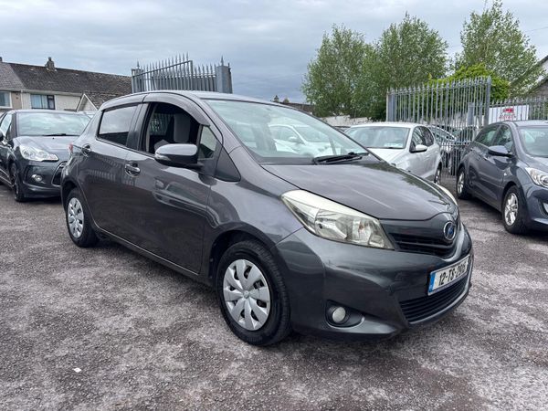 Toyota Vitz Hatchback, Petrol, 2012, Grey