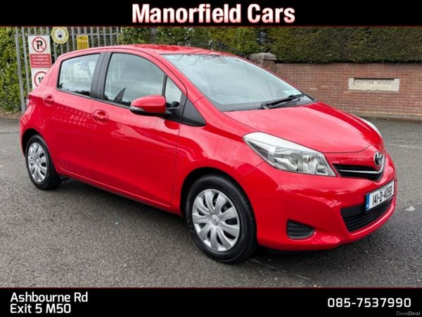 Toyota Yaris Hatchback, Petrol, 2014, Red