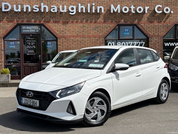 Hyundai i20 Hatchback, Petrol, 2023, White