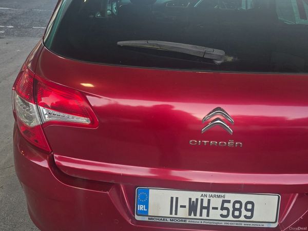 Citroen C4 Hatchback, Diesel, 2011, Red