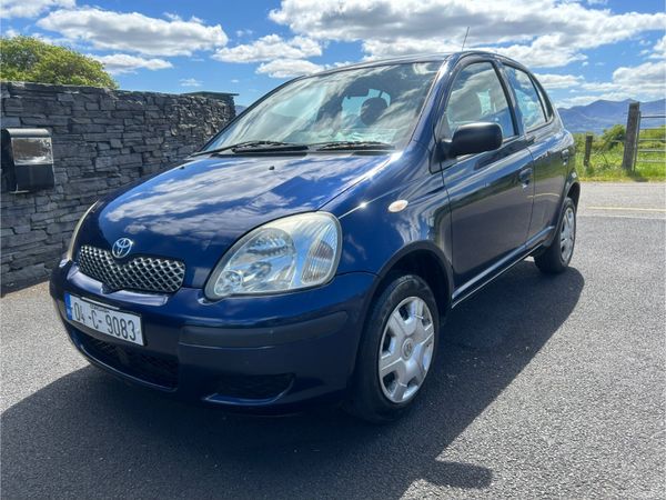 Toyota Yaris Hatchback, Petrol, 2004, Blue