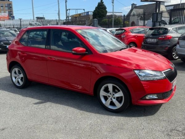 Skoda Fabia Hatchback, Petrol, 2019, Red