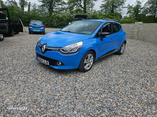 Renault Clio Hatchback, Petrol, 2014, Blue