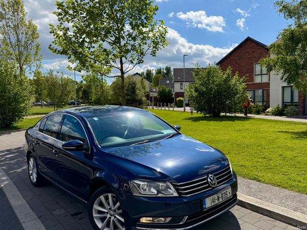 Volkswagen Passat Saloon, Diesel, 2014, Blue