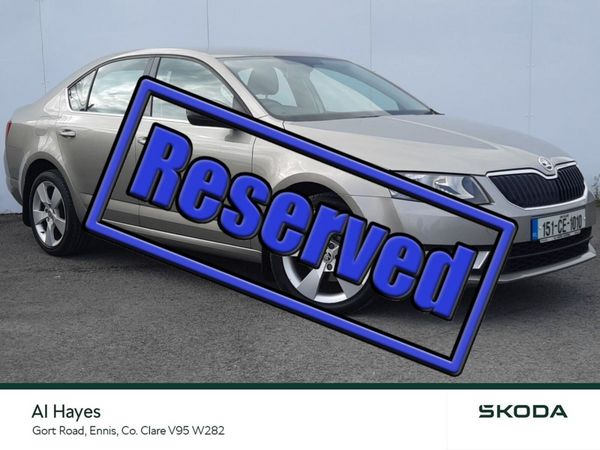 Skoda Octavia Saloon, Petrol, 2015, Beige