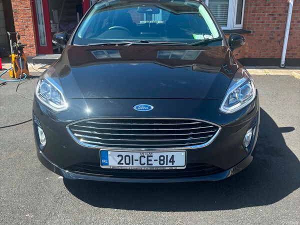 Ford Fiesta Hatchback, Petrol, 2020, Black
