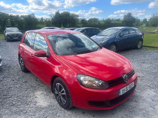 Volkswagen Golf Hatchback, Petrol, 2009, Red