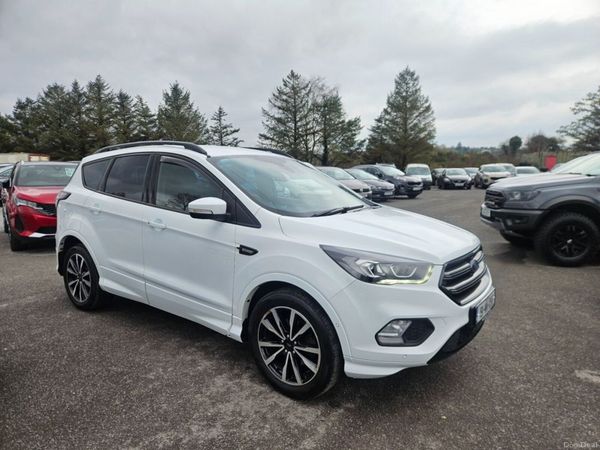 Ford Kuga Hatchback, Diesel, 2019, White