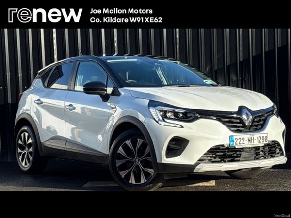 Renault Captur Hatchback, Petrol, 2022, White