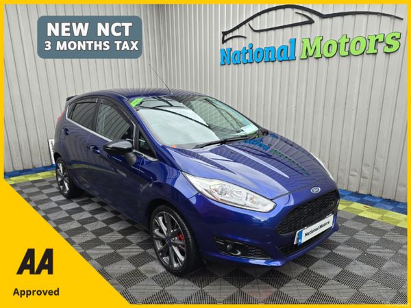 Ford Fiesta Hatchback, Petrol, 2017, Blue