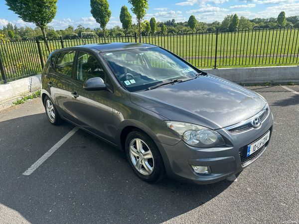 Hyundai i30 Hatchback, Petrol, 2010, Grey