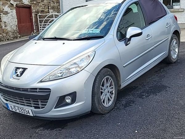 Peugeot 207 Hatchback, Diesel, 2011, Silver