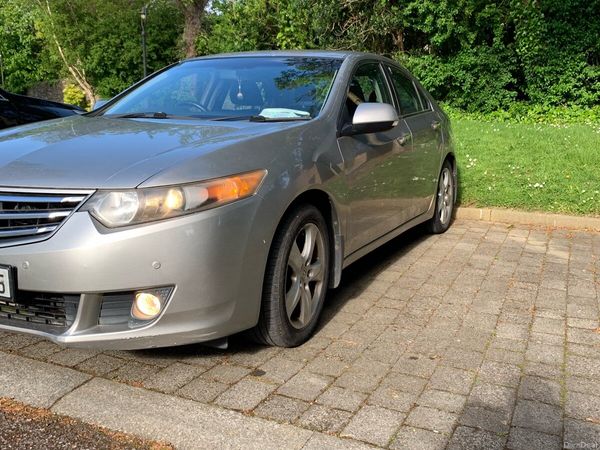 Honda Accord Saloon, Diesel, 2009, Silver
