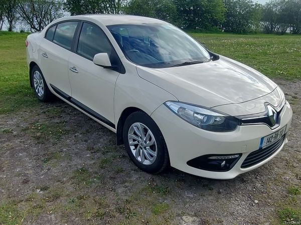 Renault Fluence Saloon, Diesel, 2014, Yellow