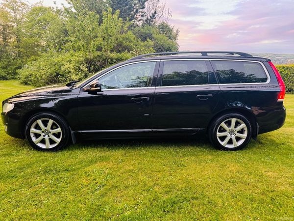 Volvo V70 Estate, Diesel, 2015, Black