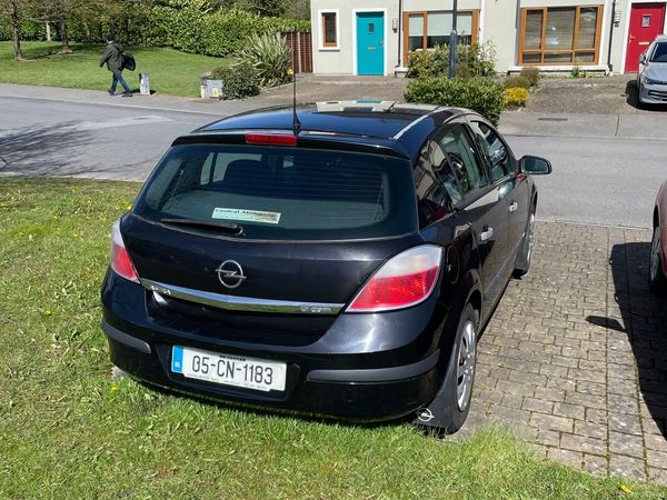 Opel Astra Hatchback, Diesel, 2005, Black