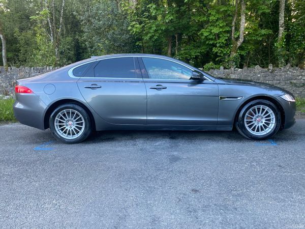 Jaguar XF Saloon, Diesel, 2016, Grey